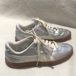 Puma Women's Metallic Silver Sneakers